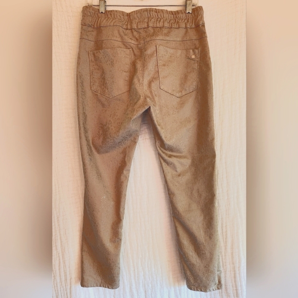 Bevy Flog Shely Drawstring Pants Beige/Gold Animal Print - Picture 2 of 5